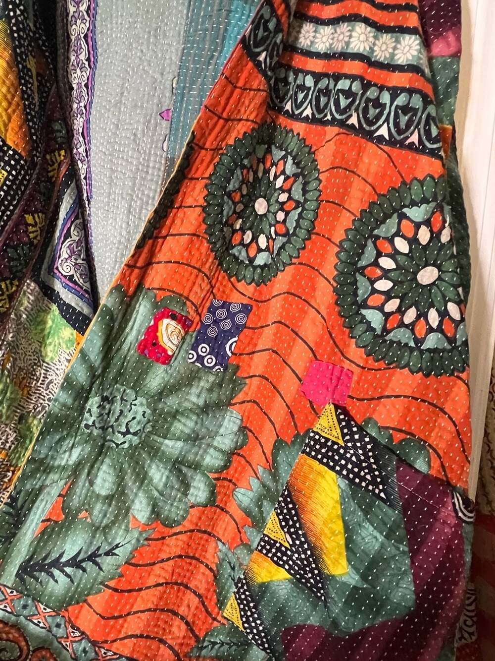 Kantha Bae Dreamweaver Hooded Patchwork Kantha Quilt Coat - Picture 3 of 4
